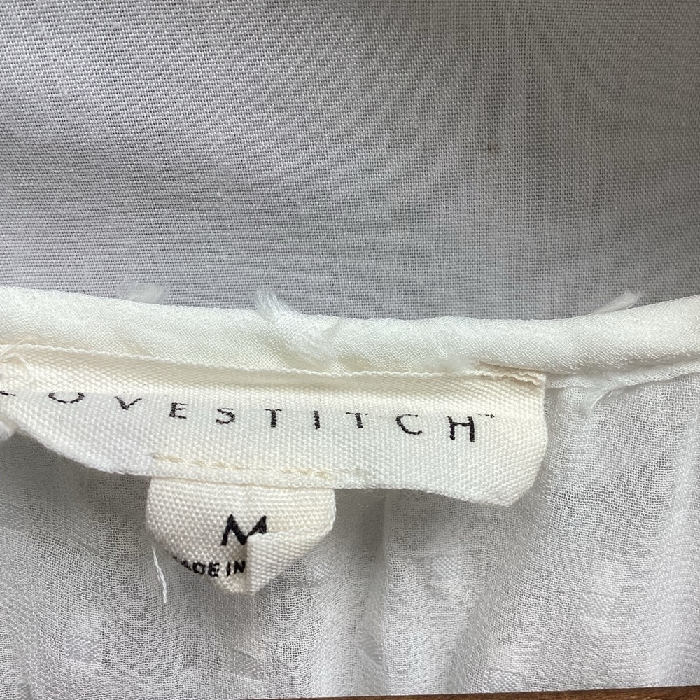 Love Stitch white sheer patterned sleeveless top, size medium - Picture 4 of 9